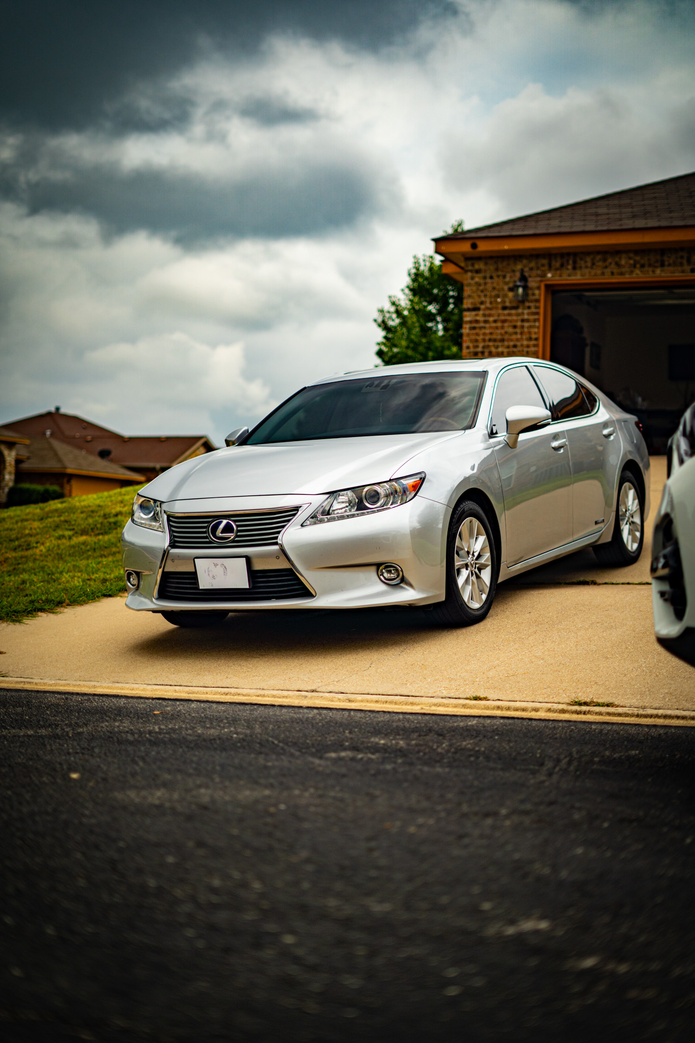 Ceramic window tint on silver Lexus ES sedan — Chroma Auto Lab Killeen TX